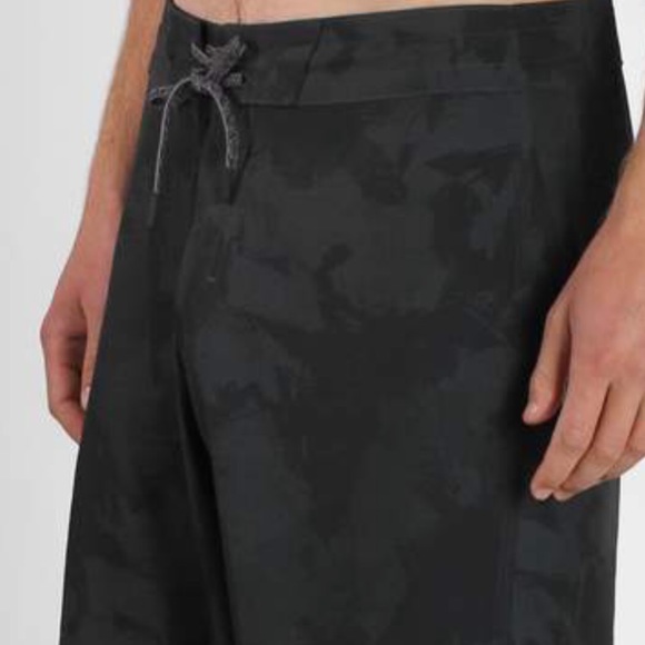 Imperial Motion Boardshorts - NWT - Picture 2 of 2